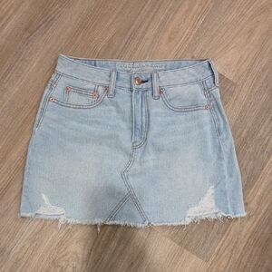 American Eagle Outfitters Light Blue Distressed Denim Mini Skirt Size 2